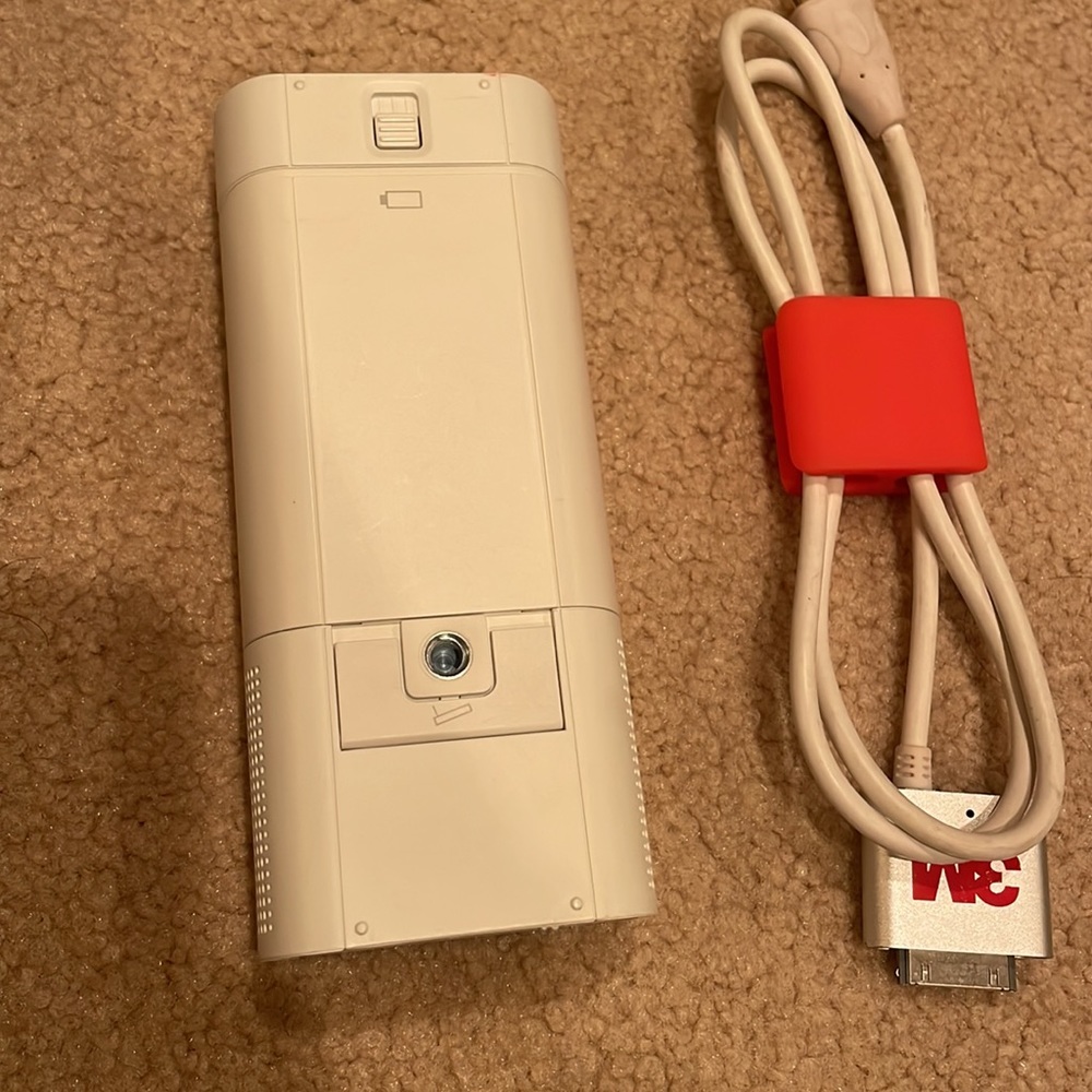 3m Projector - Picture 3 of 5